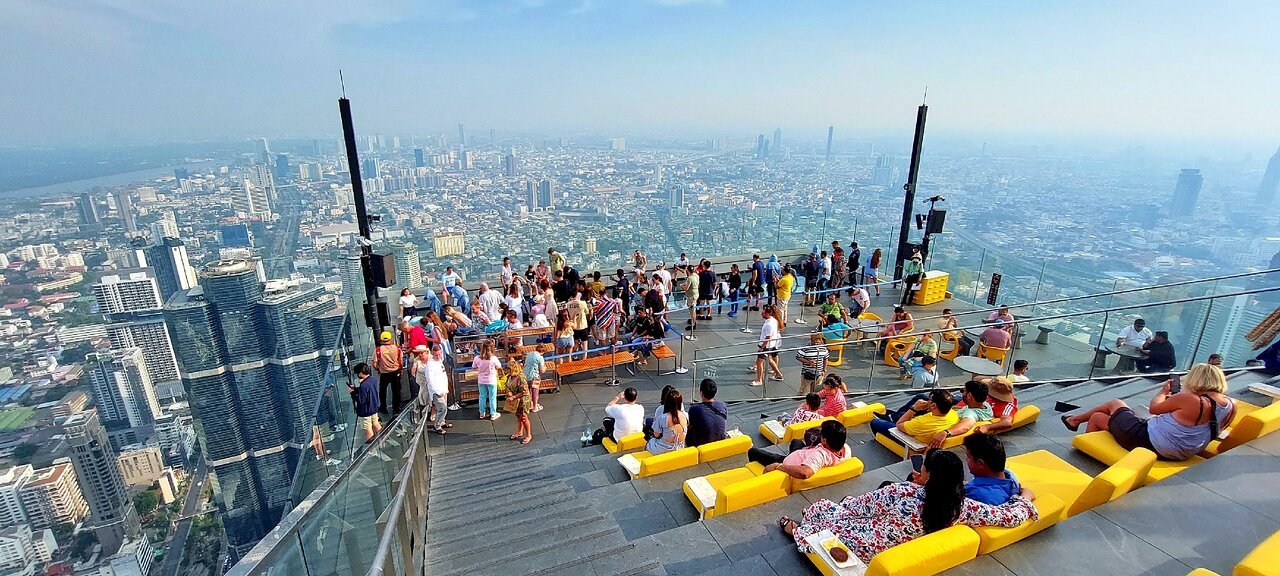 Bangkok skywalk observation deck